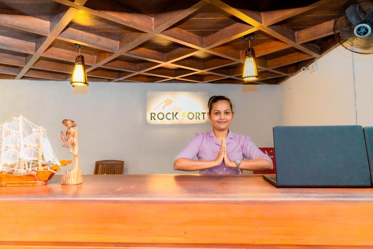 Rock Fort Beach Resort Unawatuna Dış mekan fotoğraf