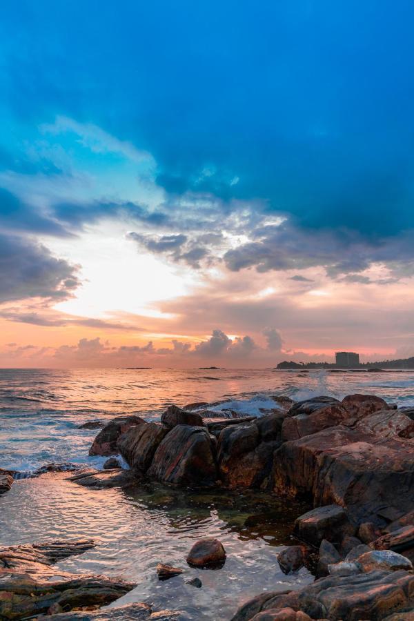 Rock Fort Beach Resort Unawatuna Dış mekan fotoğraf