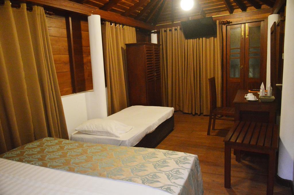 Rock Fort Beach Resort Unawatuna Dış mekan fotoğraf
