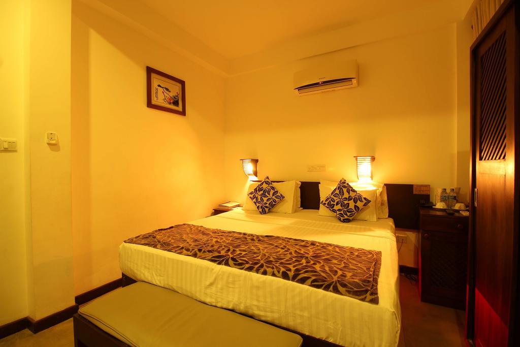 Rock Fort Beach Resort Unawatuna Dış mekan fotoğraf