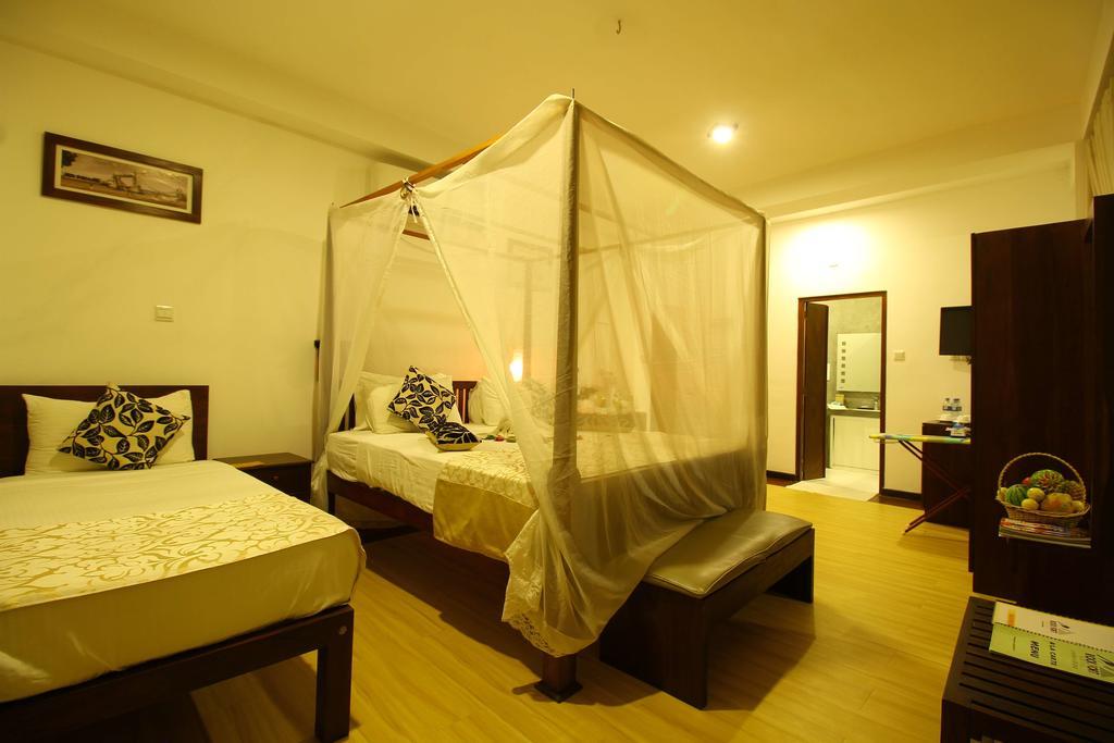 Rock Fort Beach Resort Unawatuna Dış mekan fotoğraf