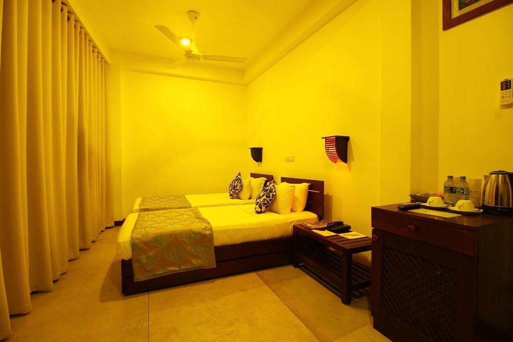 Rock Fort Beach Resort Unawatuna Dış mekan fotoğraf
