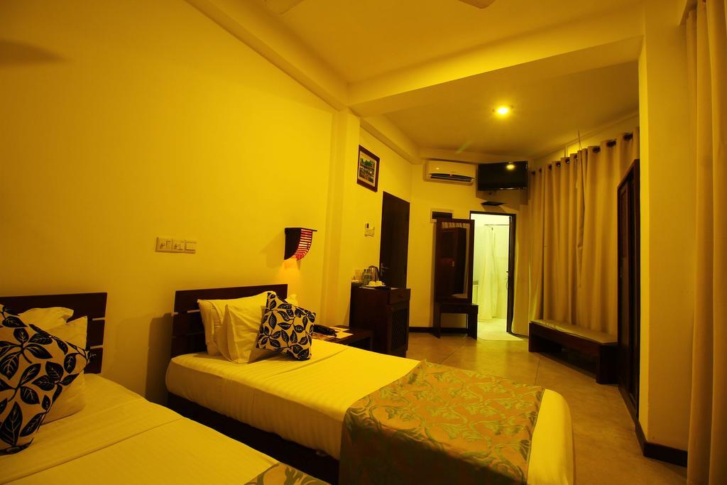 Rock Fort Beach Resort Unawatuna Dış mekan fotoğraf